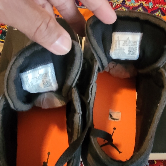 Air Jordan 1 - Picture 6 of 6